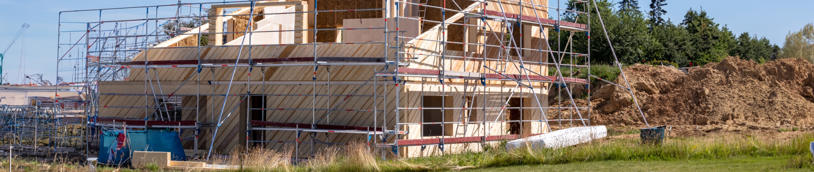 Rédiger les pièces de marché incluant les spécificités de la construction paille